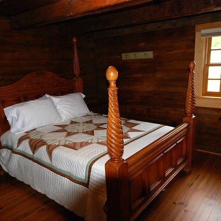 Silver Lake Bed And Breakfast (Adults Only) Harrisonburg Exterior photo