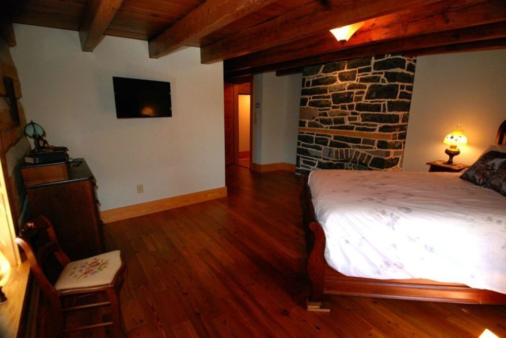 Silver Lake Bed And Breakfast (Adults Only) Harrisonburg Exterior photo