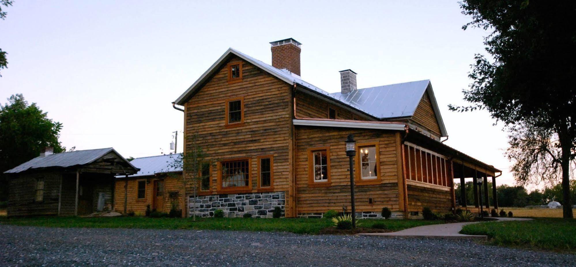 Silver Lake Bed And Breakfast (Adults Only) Harrisonburg Exterior photo