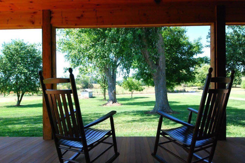 Silver Lake Bed And Breakfast (Adults Only) Harrisonburg Exterior photo
